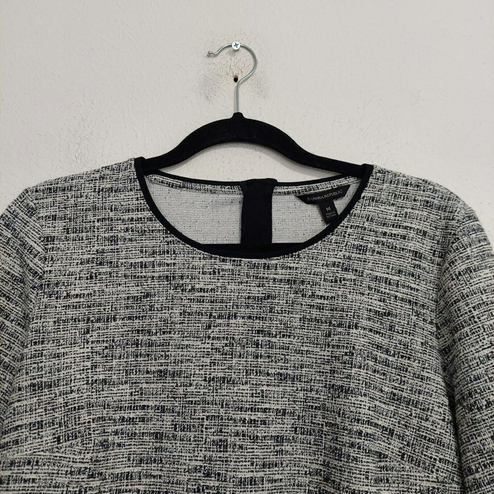 Banana Republic Gray Bell Sleeve Blouse - Picture 4 of 9